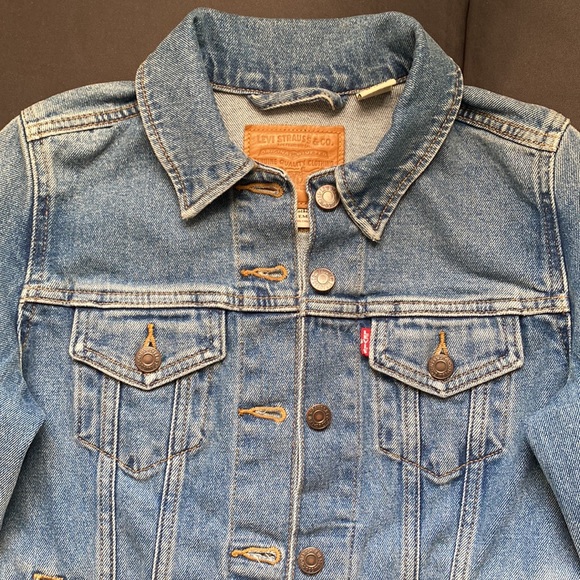 Levi’s Denim Jacket - Picture 2 of 5